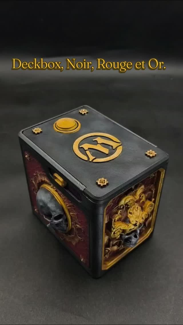 Je vous présente la seconde deckbox en partenariat avec . Nous sommes sur le mê…